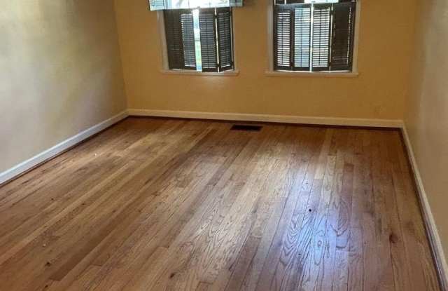 3369 S STAFFORD ST #A2