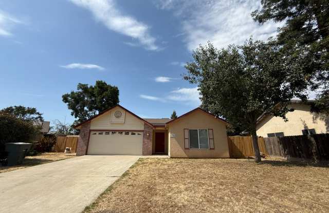 Photo of Must See! 4 bedroom, 2 bathroom located in desirable neighborhood of Visalia, CA