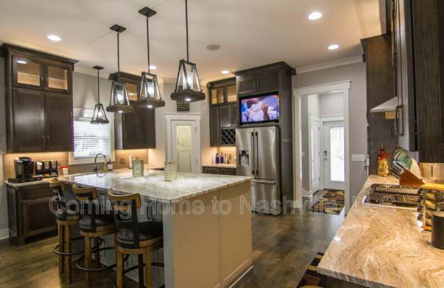 Photo of 910-A 11th Ave. N