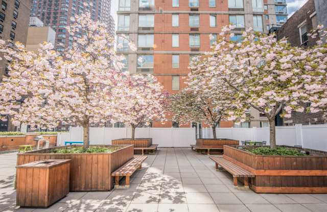 Longacre House Apartments