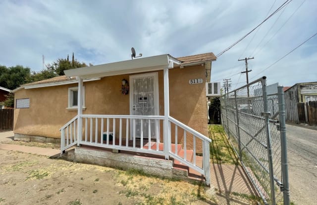 511 1/2 K St - 511 1/2 K St, Los Banos, CA 93635