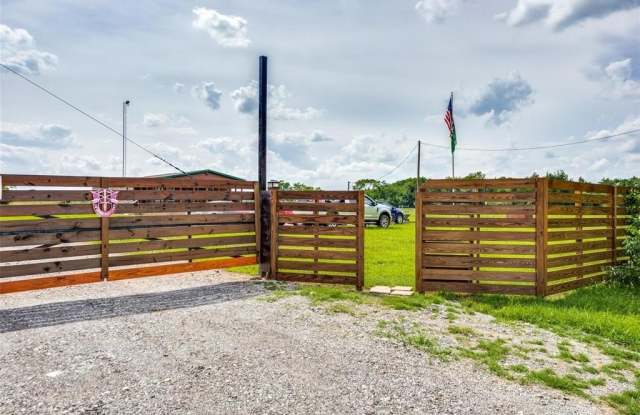 639 County Road 2275