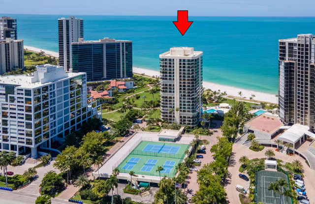 Annual Rental Available Now!!! Stunning 2BR/3BA 9th Floor Condo, Turnkey, Furnished