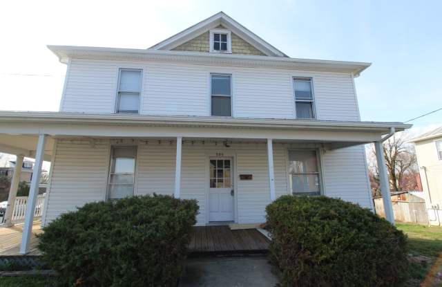 Live Downtown! 2 Bedroom 2 Bathroom Apartment for rent