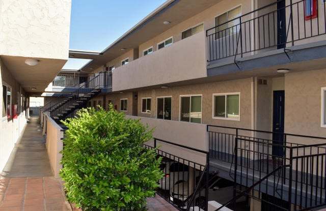 Americana La Crescenta