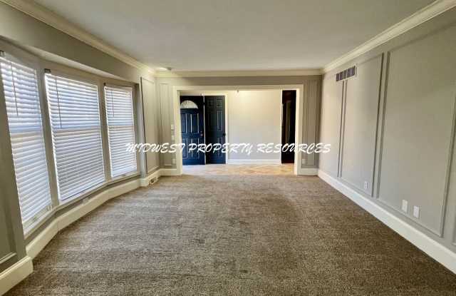 Spacious 4-Bedroom, 3-Bathroom Home with Fenced Yard and Bonus Spaces!