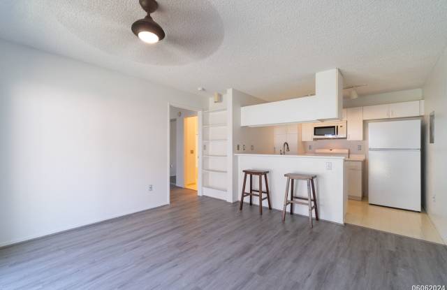 Cozy Ground Floor 1BR/1BA/1PKG unit in Sun Rise (Ewa Beach)