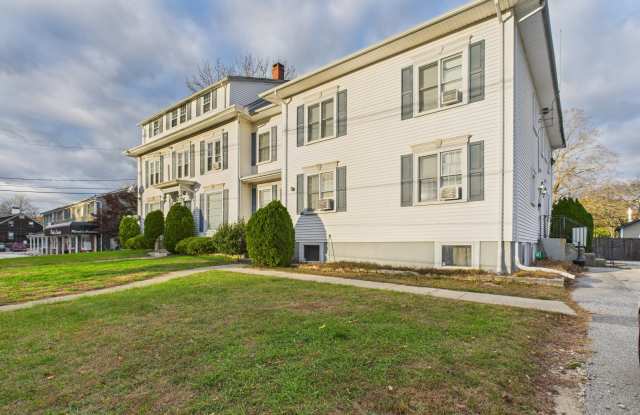 Photo of 75 Putnam Pike - 9