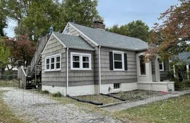 3201 Avondale Avenue