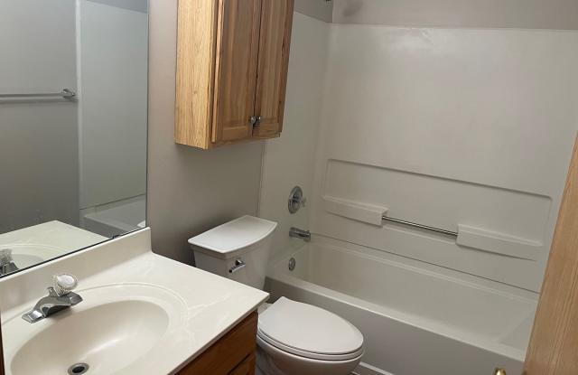 9073 Scarlet Globe Dr