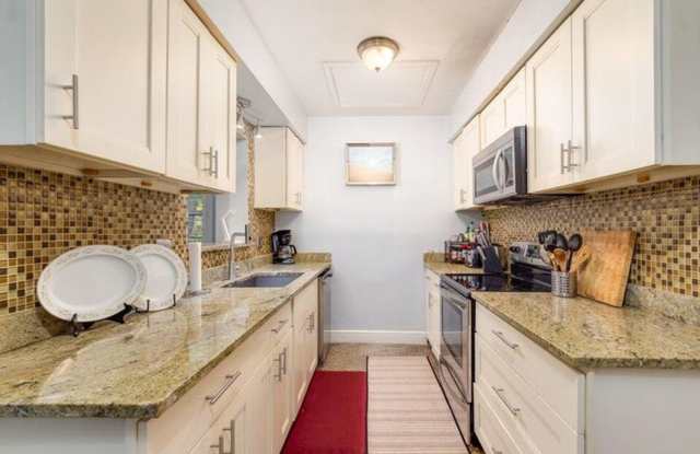 145 SE 3rd Avenue, Boynton Beach, FL 33435