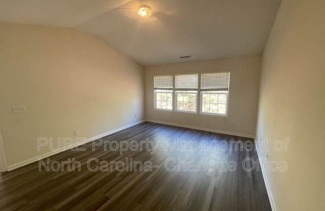 705 Weeping Willow Dr