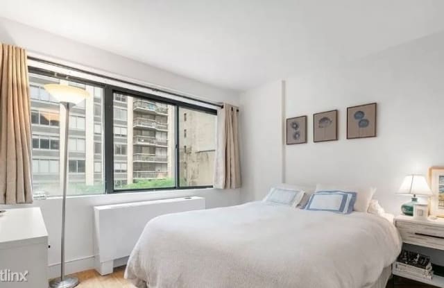 23 E 44th St - 23 East 44th Street, New York City, NY 10175