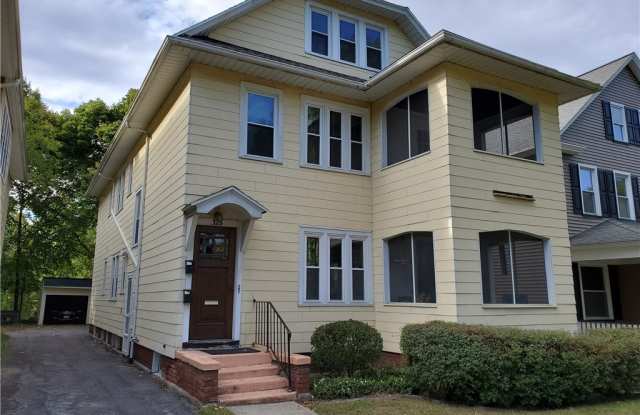 325 Field Street