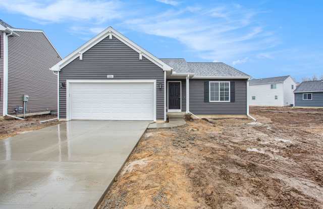 2204 Macatawa Lane