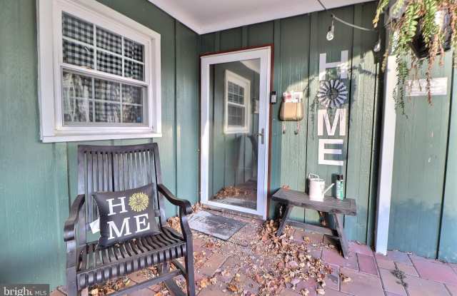 Photo of 24 FORESTVIEW Place