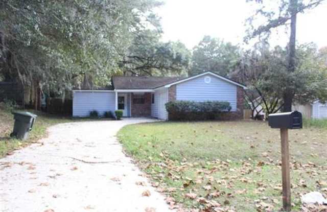 Photo of Large 3 bed 2 bath single family home in Huntington Woods