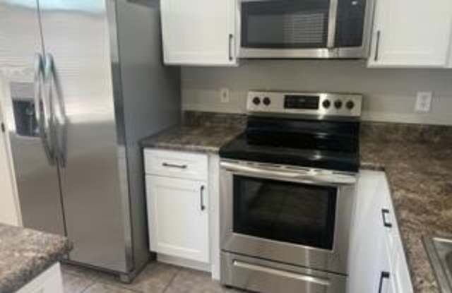 12922 W CORRINE Drive