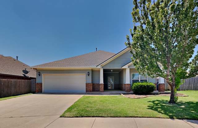A Very Beautiful and Spacious 3 Bedroom 2 Bath Home in Yukon Public Schools
