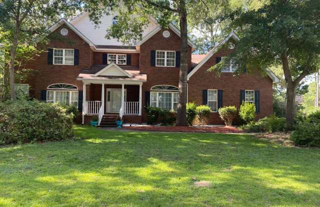 Photo of Beautiful Brick Home for Rent – Spacious, Bright  Welcoming