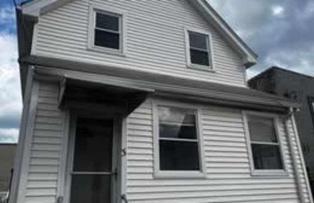 Photo of 3 Hadley Ct.