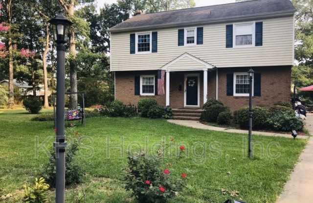 3 Laurel Ct Fredericksburg