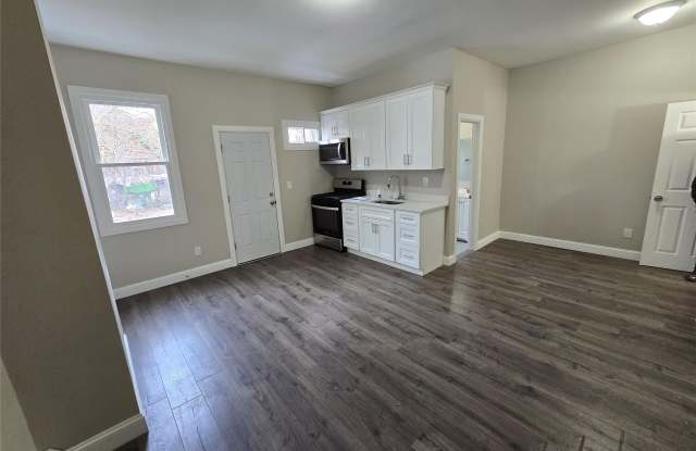 159 Montauk Avenue unit: 1