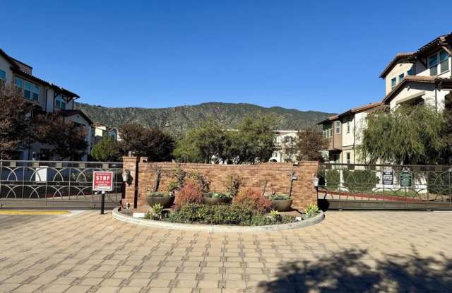 Photo of 629 W Foothill Boulevard