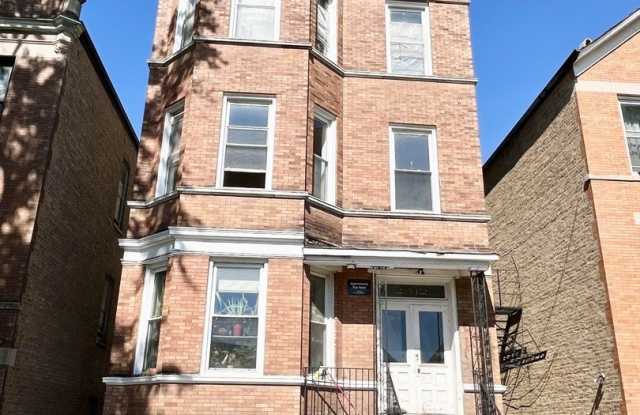 2512 S Trumbull Avenue unit: 2R