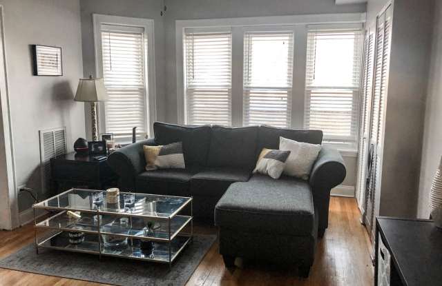 4808 North Paulina Apt.