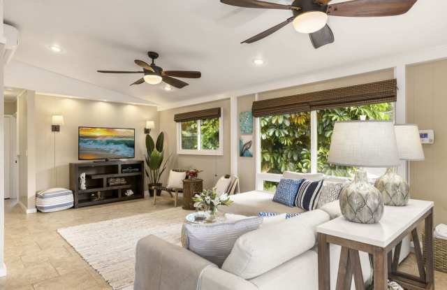 Photo of Ocean-View Home With A/C, : Ehukai Beach Hale