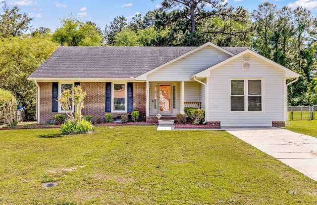 3 bedroom 2 bathroom in a mature neighbourhood