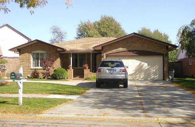 2952 Sylvan Drive