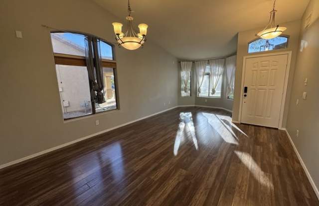 15767 North 165th Lane