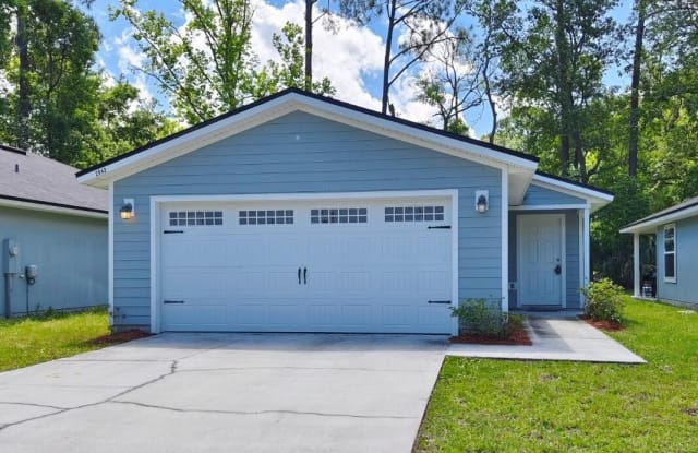 2042 Sheridan ST - 2042 Sheridan Street, Jacksonville, FL 32207