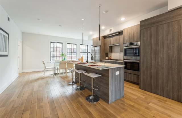 122 NEW YORK AVE