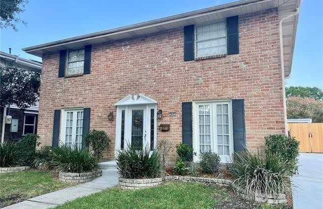 3605 WANDA LYNN Drive