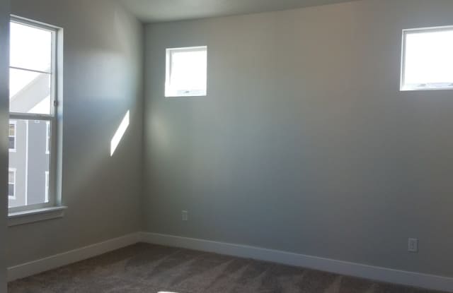 Beautiful Spacious Condo