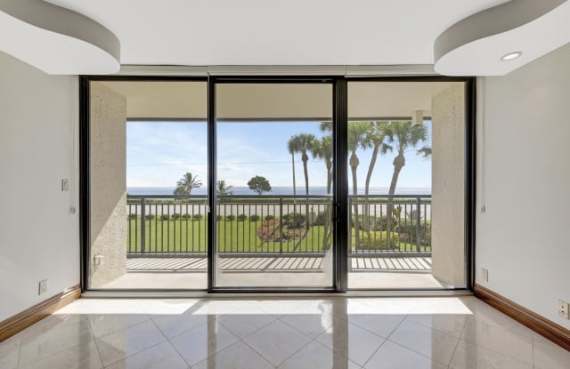 2727 N Ocean Boulevard - 2727 N Ocean Blvd, Boca Raton, FL 33431