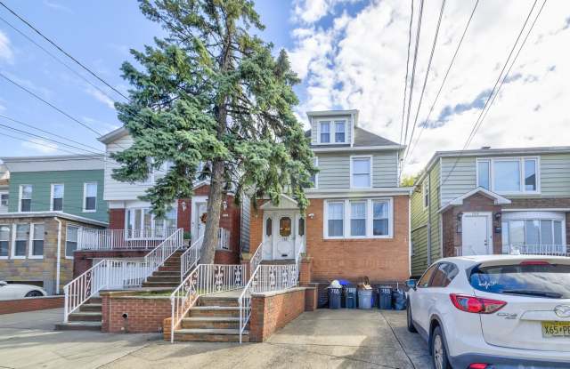 788 AVENUE A - 788 Avenue A, Bayonne, NJ 07002