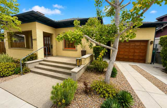 4315 Hermosa Way