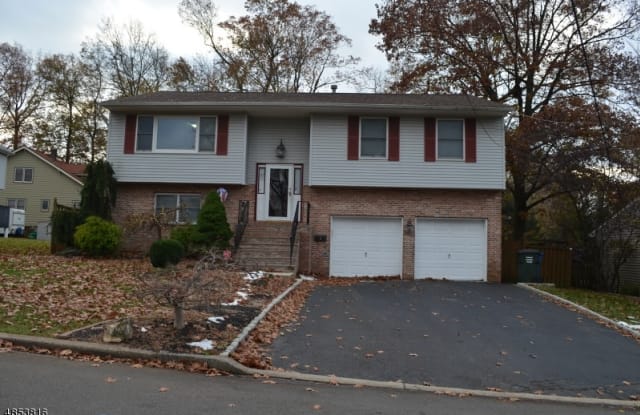 9 GLENDALE RD - 9 Glendale Road, Colonia, NJ 07067