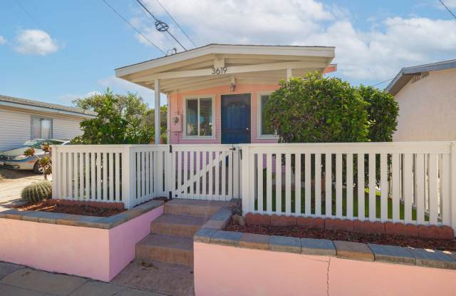 Beautifully Upgraded 2 Bedroom Starter Home!