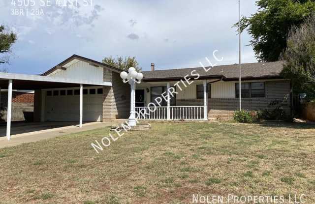 Photo of 4505 Southeast 41st Street