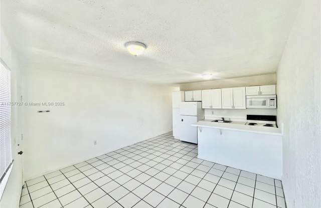 Photo of 2987 NW 46th St