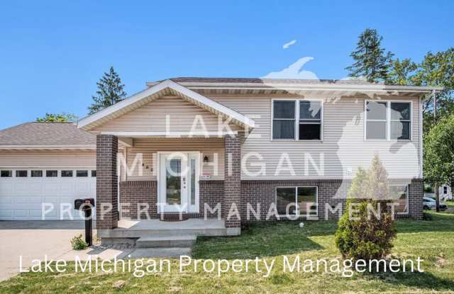 1460 Michigan Street Northeast