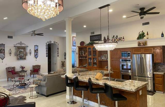 Photo of 11310 Pinehaven Ave