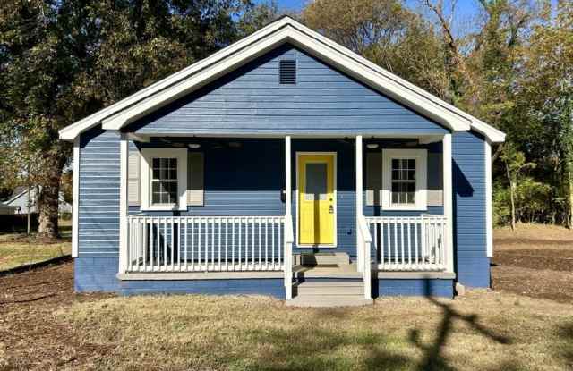 Photo of 217 Skyland Avenue