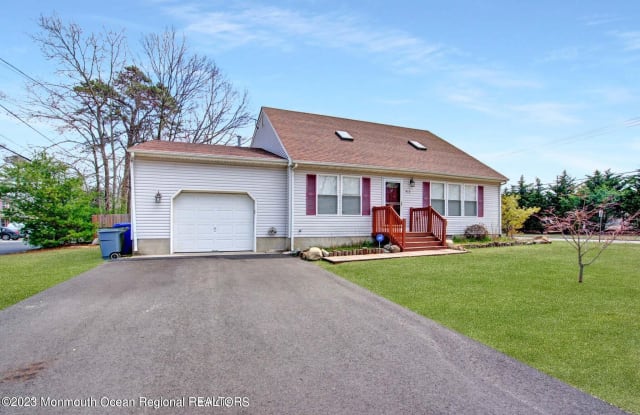 513 Harding Avenue - 513 Harding Avenue, Toms River, NJ 08753