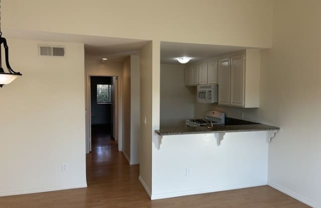 Photo of 700 West La Veta Avenue